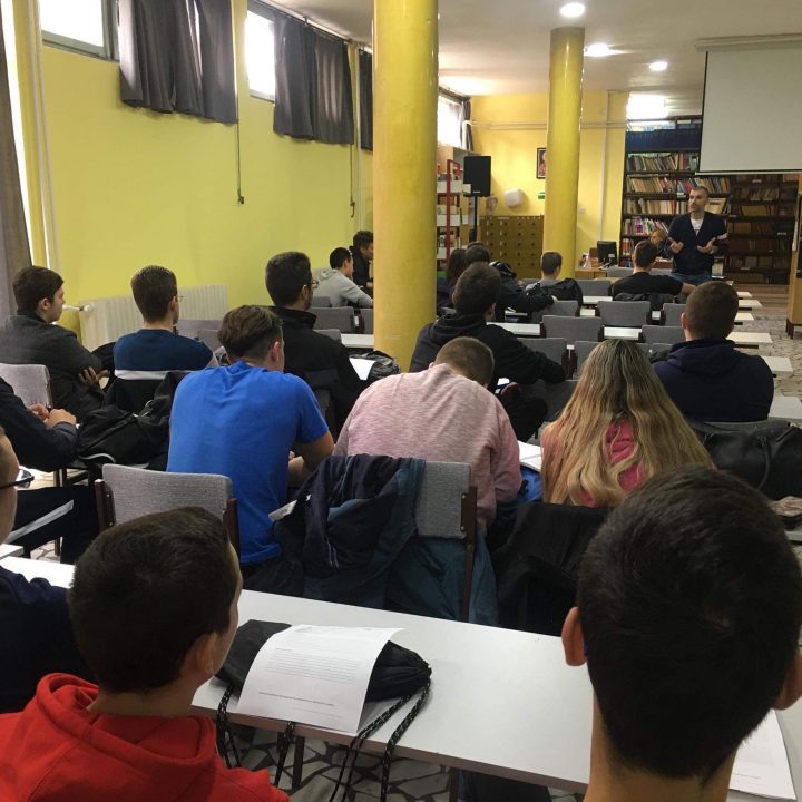 Projekat „Usavrši se“